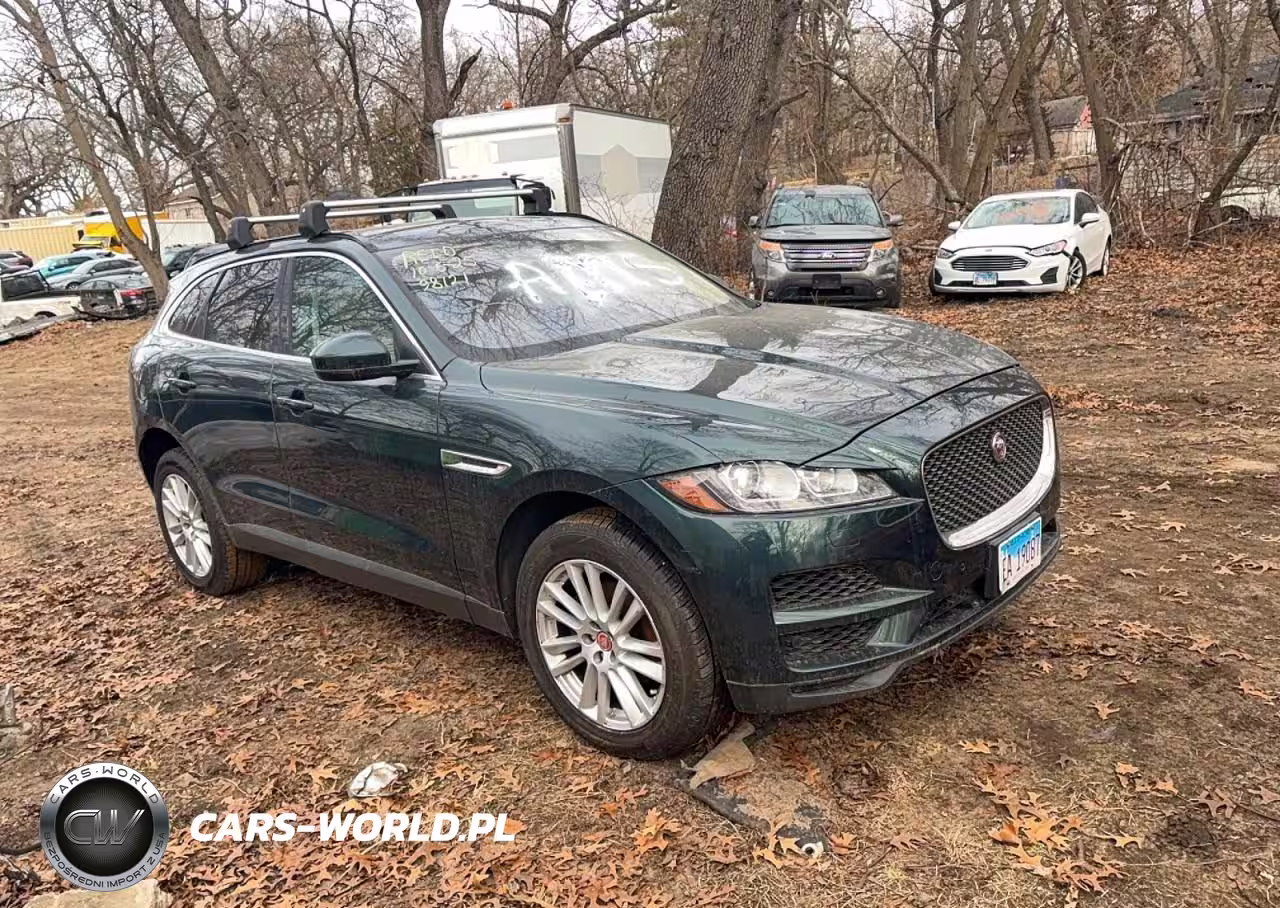 2017 Jaguar F-Pace Prestige