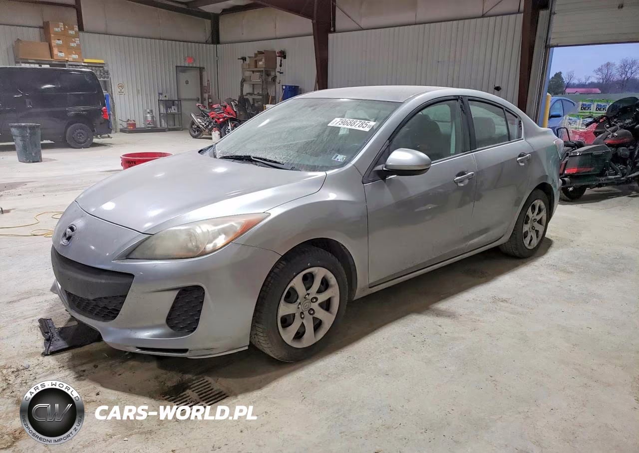 2013 Mazda 3 I – zdjęcie 1 z 12