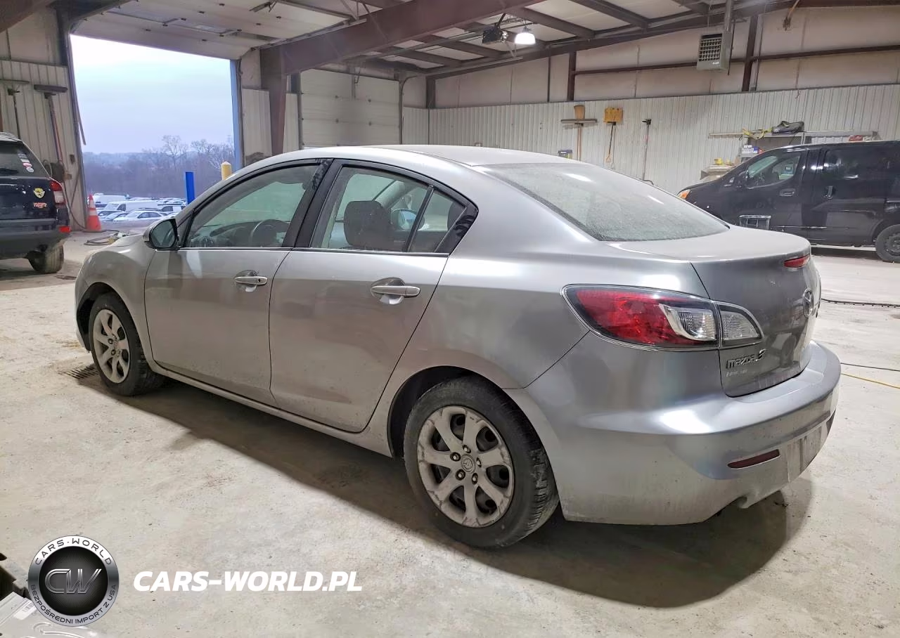 2013 Mazda 3 I VIN:JM1BL1TG2D1822412 - 2