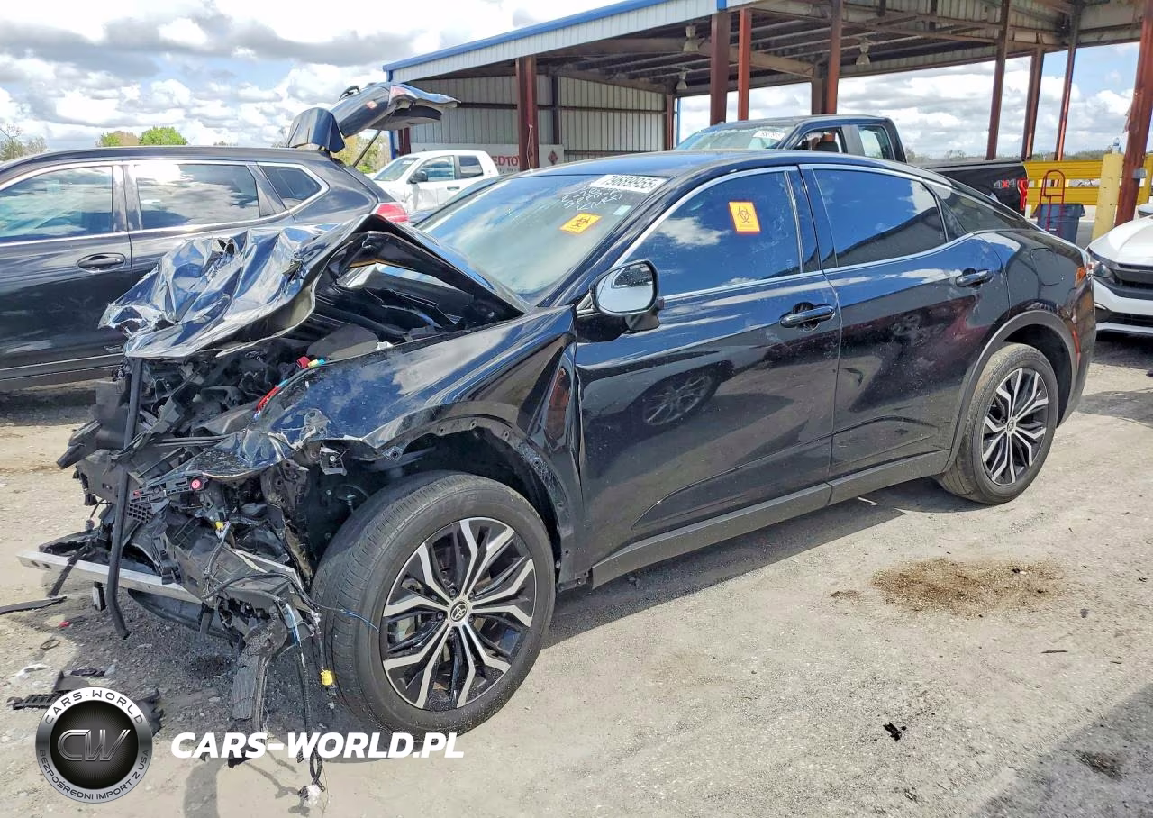 2024 Toyota Crown Xle – zdjęcie 1 z 13