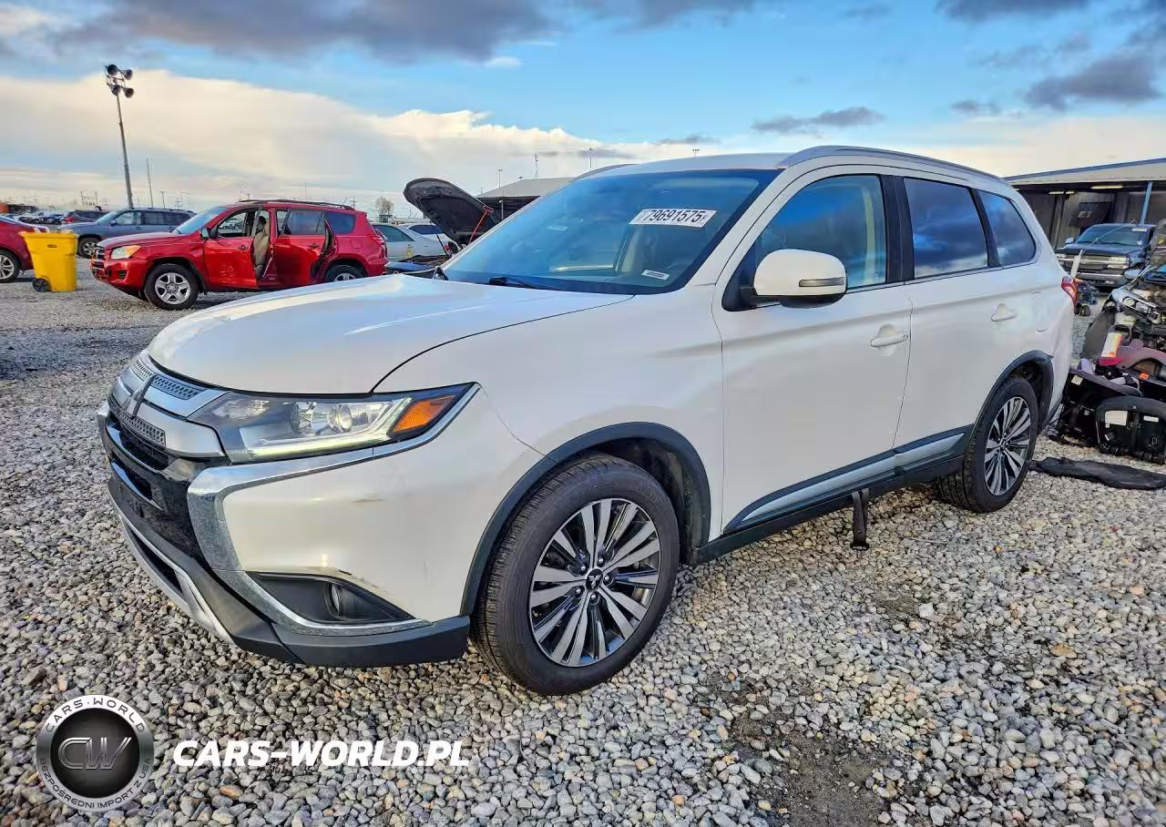 2019 Mitsubishi Outlander Se