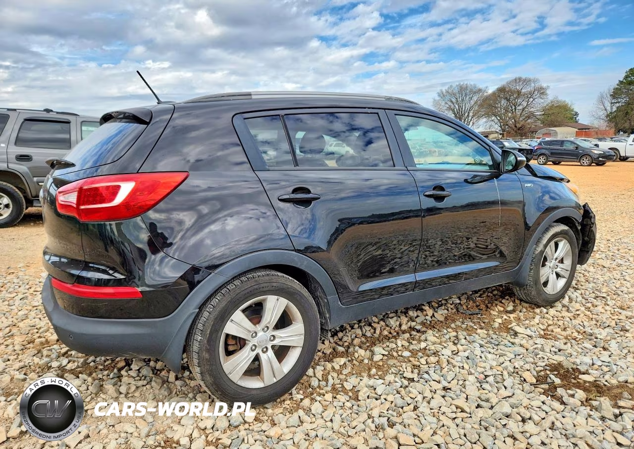 2013 Kia Sportage Lx VIN:KNDPBCA2XD7476313 - 3