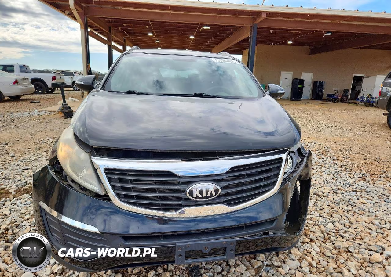 2013 Kia Sportage Lx VIN:KNDPBCA2XD7476313 - 5