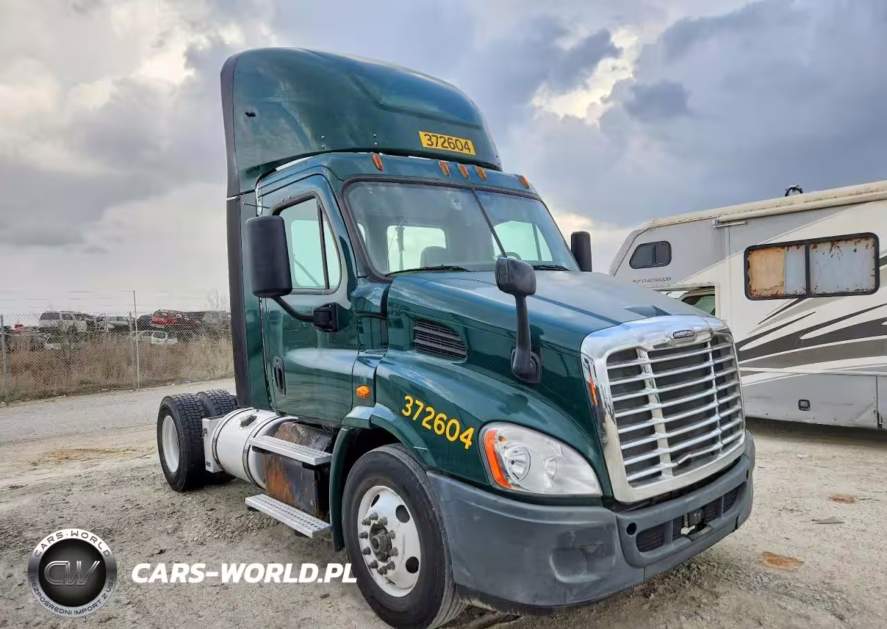 2018 Freightliner Cascadia 1 - Semi Truck