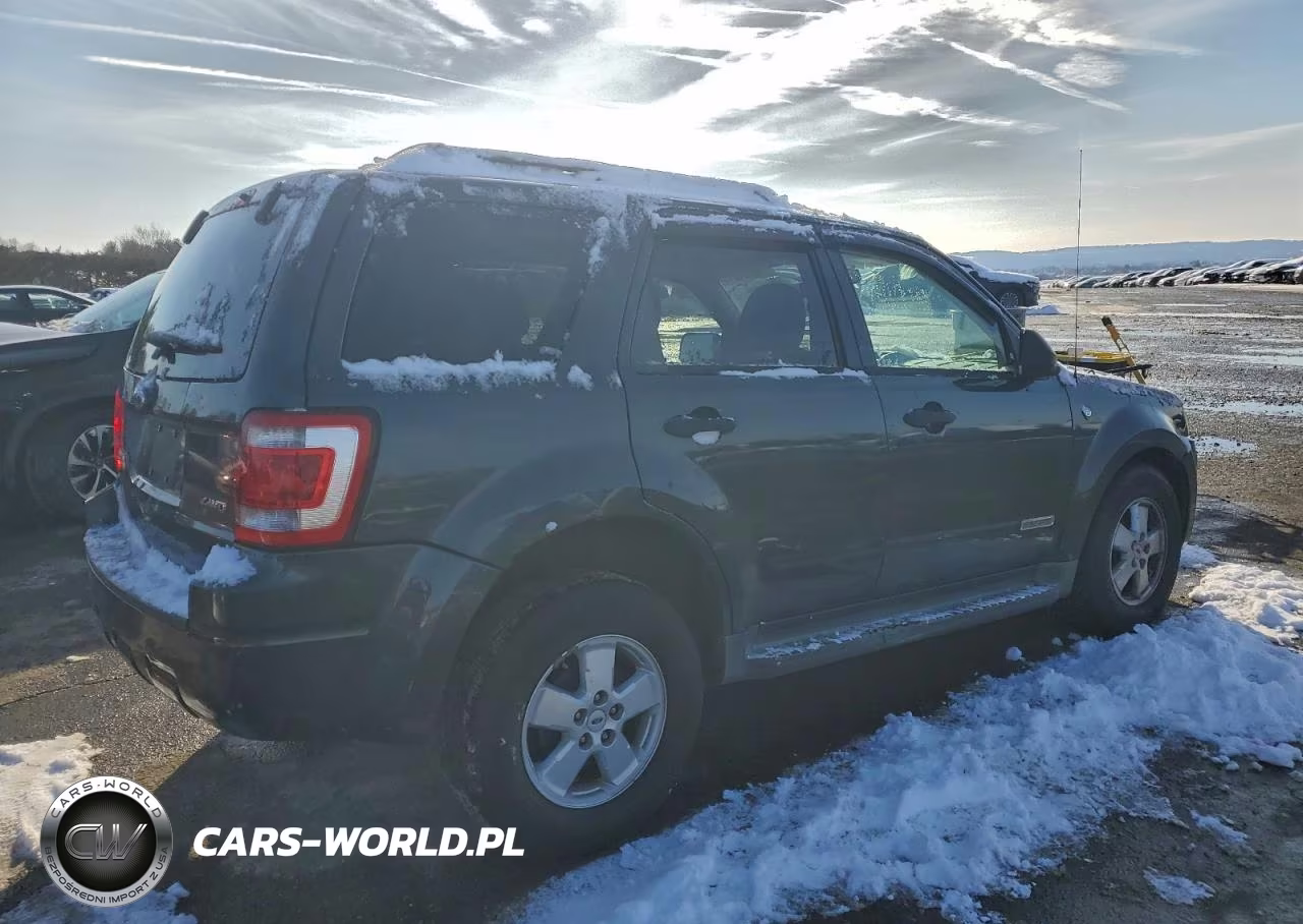 2008 Ford Escape Xlt VIN:1FMCU93198KB26752 - 3