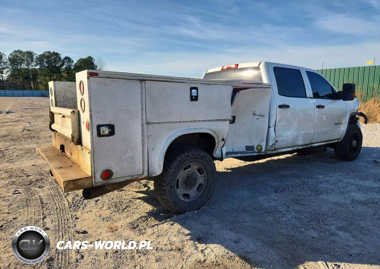 2015 GMC Sierra Utility - Service Truck VIN:1GD12XE88FF595249 - 3