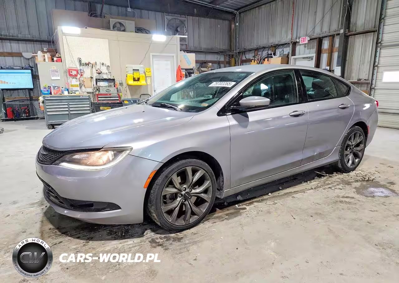 2016 Chrysler 200 S