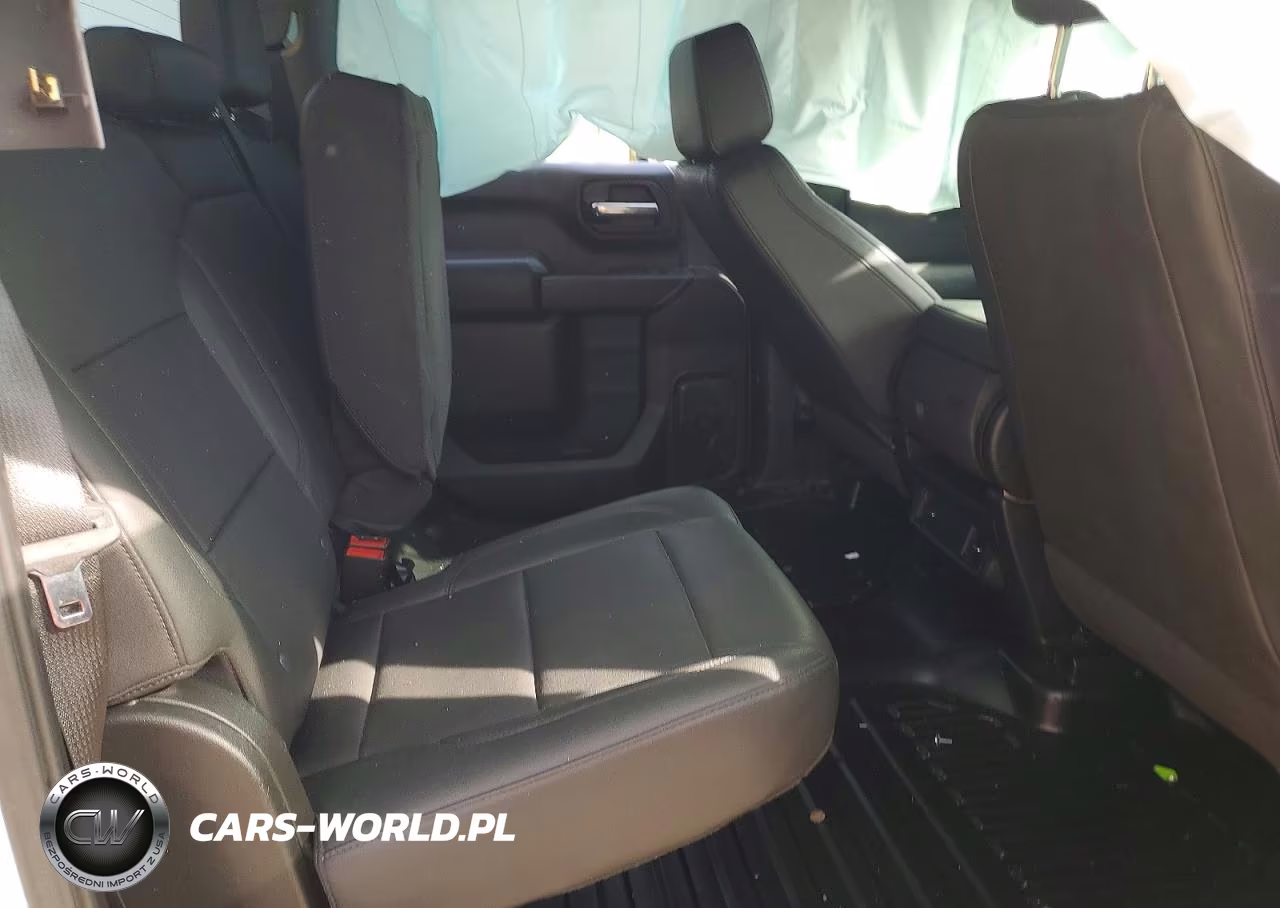 2023 GMC Sierra K1500 VIN:1GTUUAEDXPZ246230 - 10