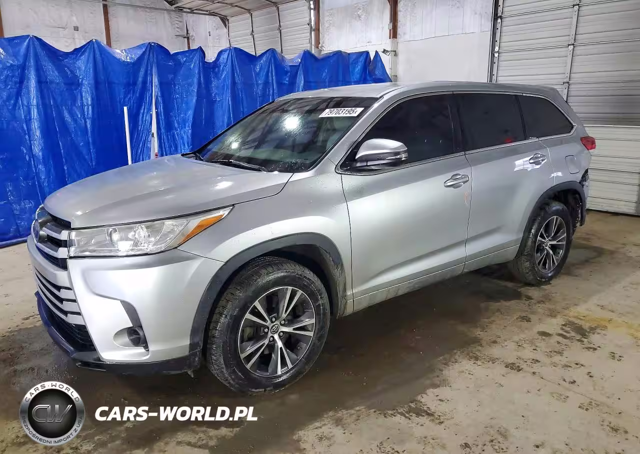 2017 Toyota Highlander Le