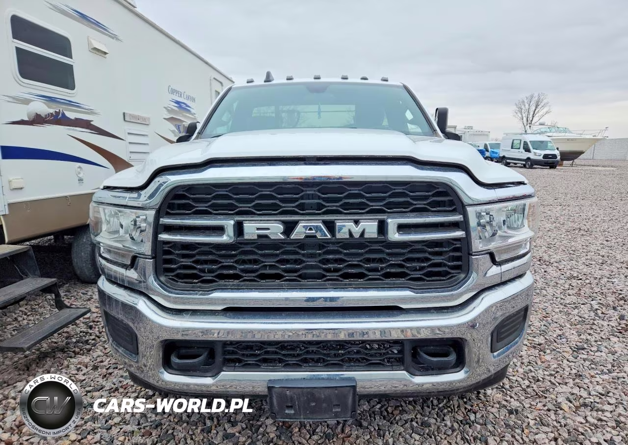 2021 Ram 3500 Tradesman Utility - Service Truck VIN:3C63R3AJ6MG570606 - 5