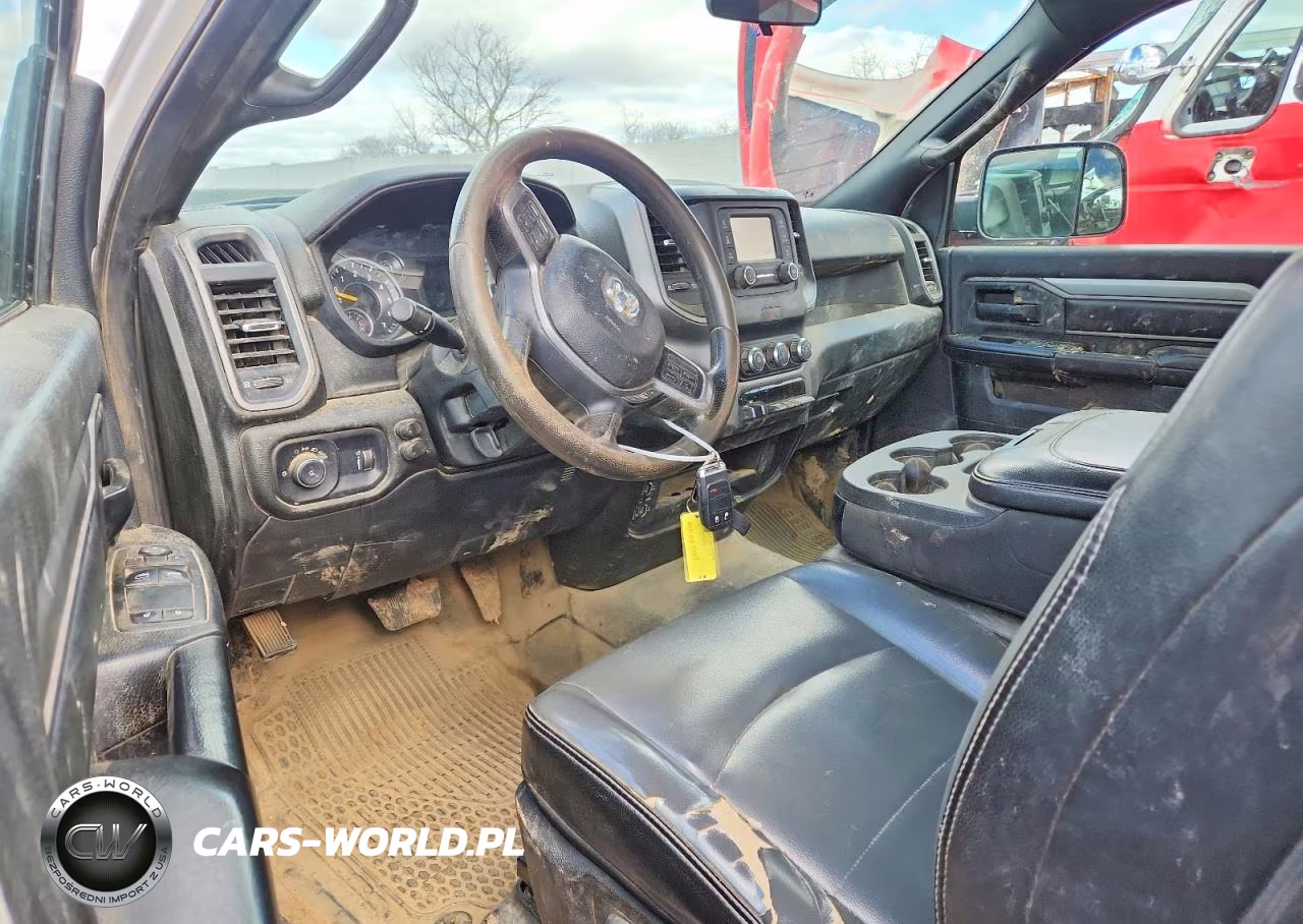2021 Ram 3500 Tradesman Utility - Service Truck VIN:3C63R3AJ6MG570606 - 8