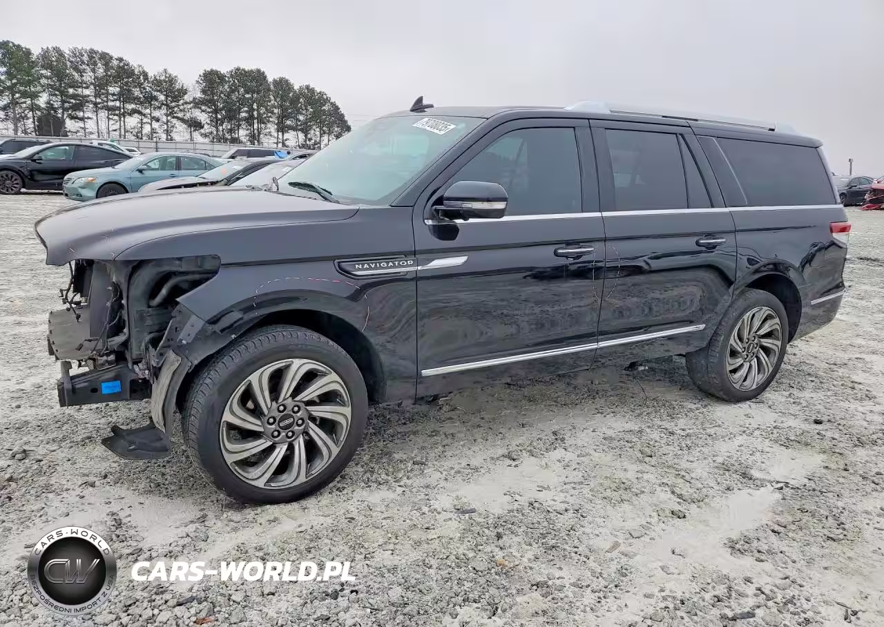 2022 Lincoln Navigator L