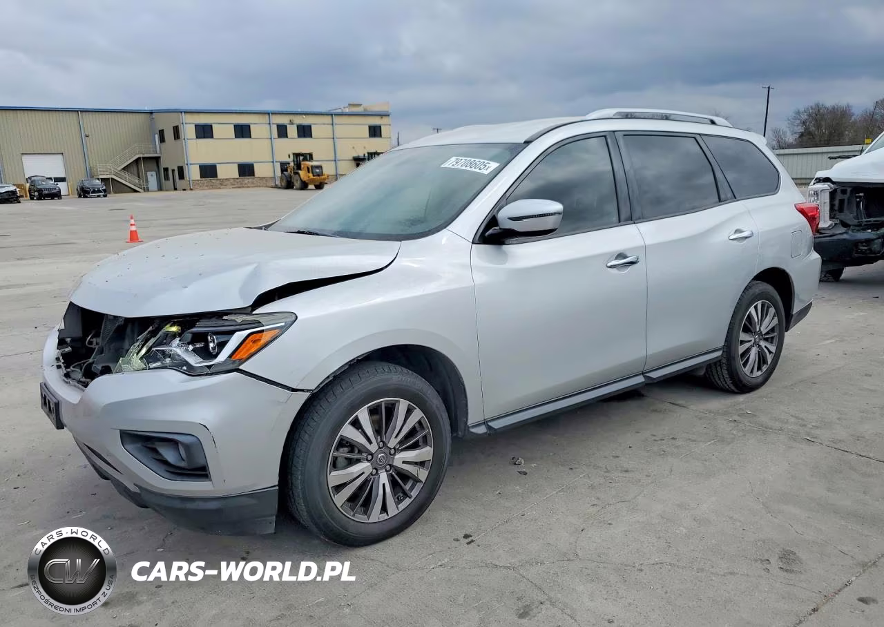 2019 Nissan Pathfinder Sv