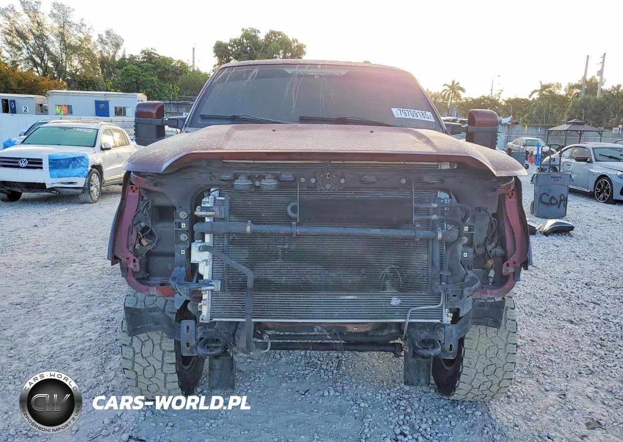 2015 Ford F250 Super Duty VIN:1FT7W2BTXFEB50032 - 5