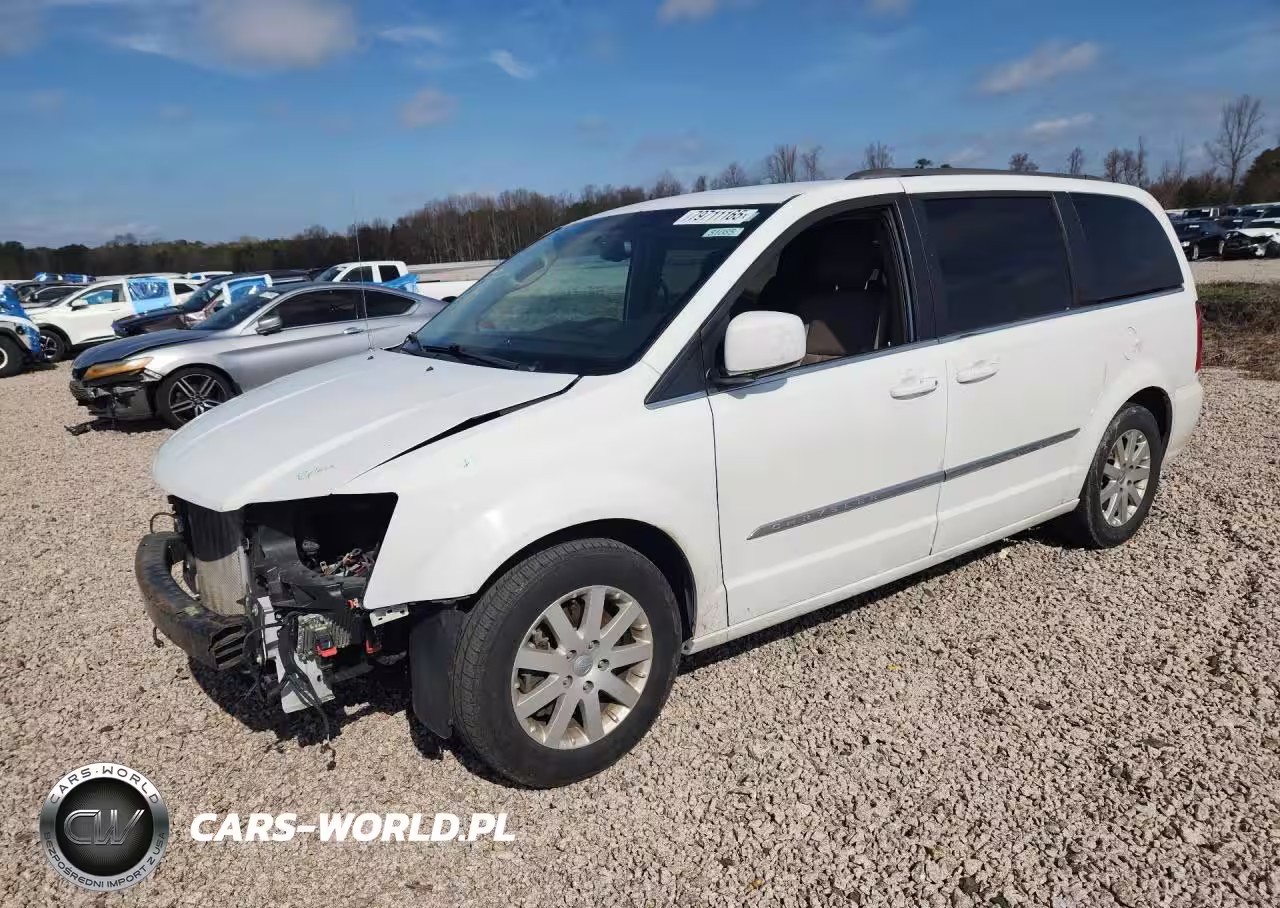 2016 Chrysler Town & Country Touring