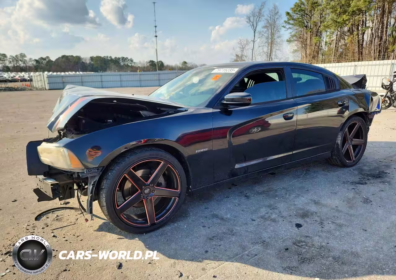 2014 Dodge Charger R