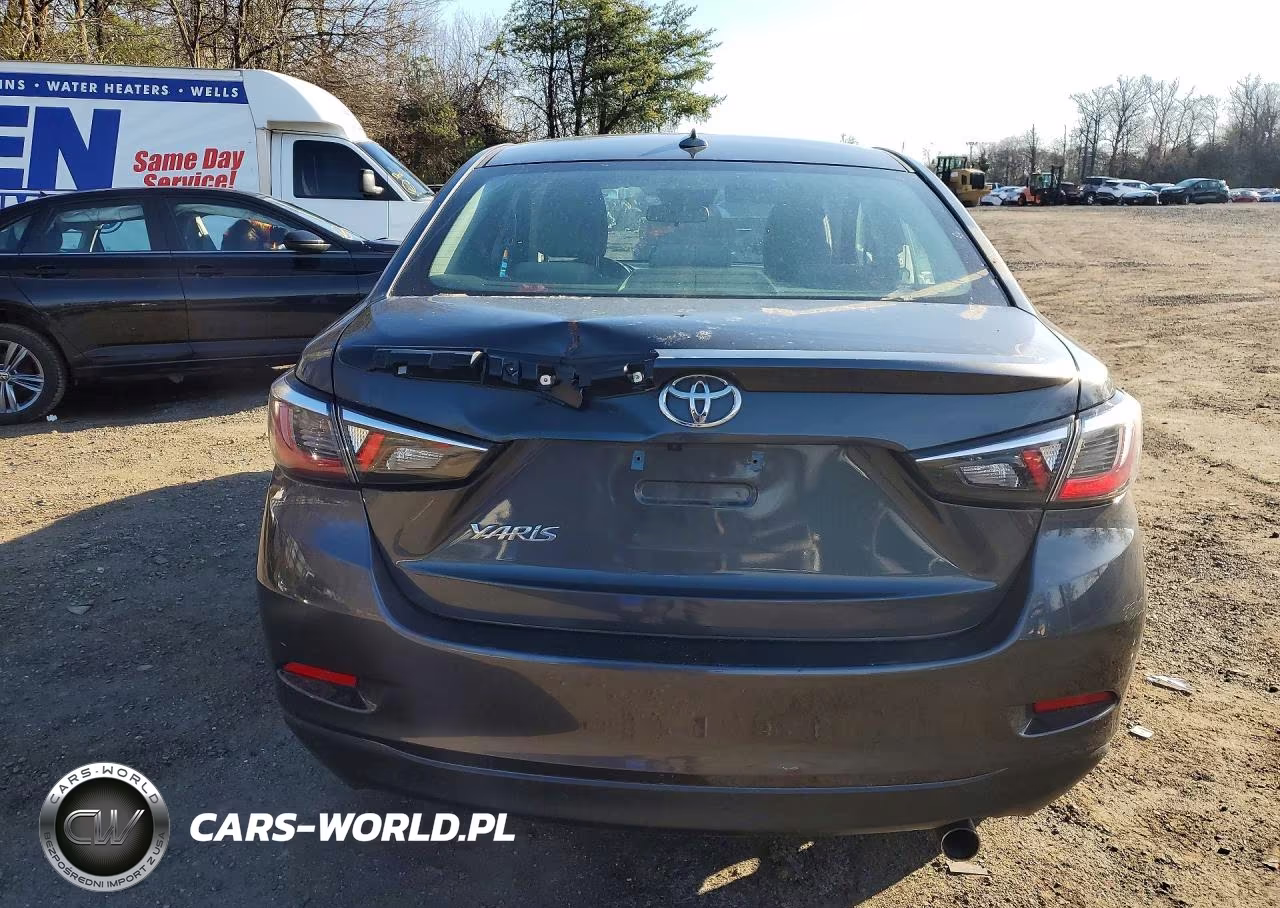 2019 Toyota Yaris Le VIN:3MYDLBYV4KY512472 - 6