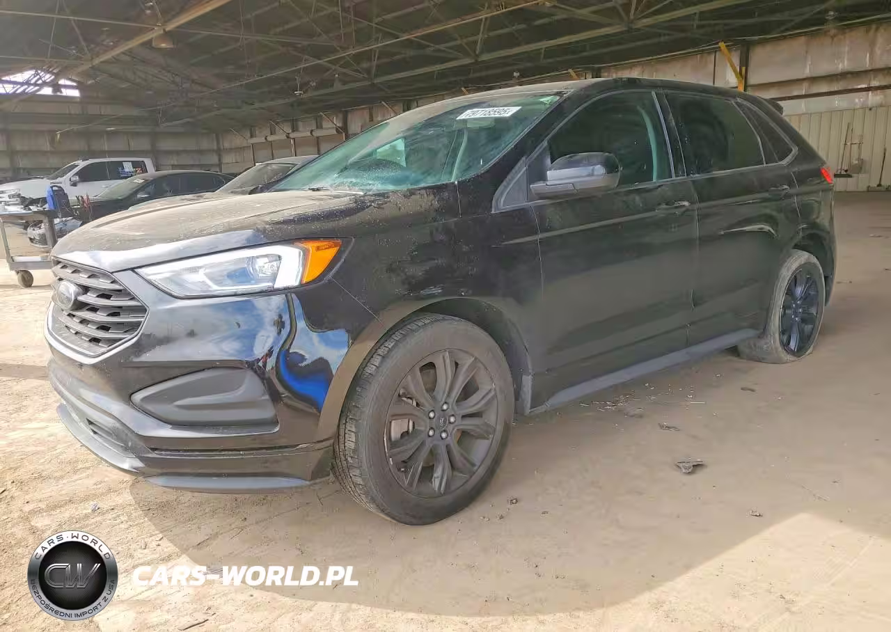 2022 Ford Edge Se