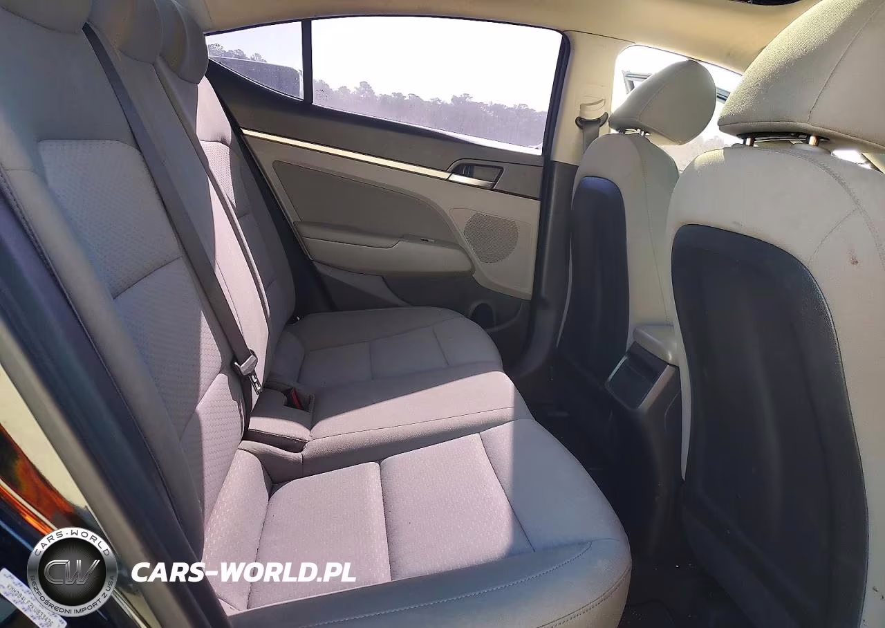2019 Hyundai Elantra Value Edition VIN:KMHD84LF2KU833436 - 10