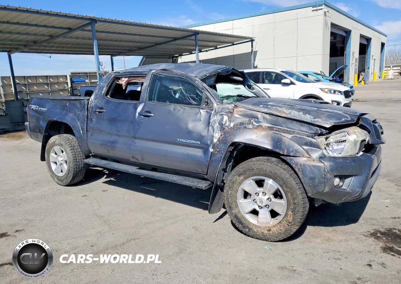 2014 Toyota Tacoma Double Cab Prerunner VIN:3TMJU4GN3EM158340 - 4