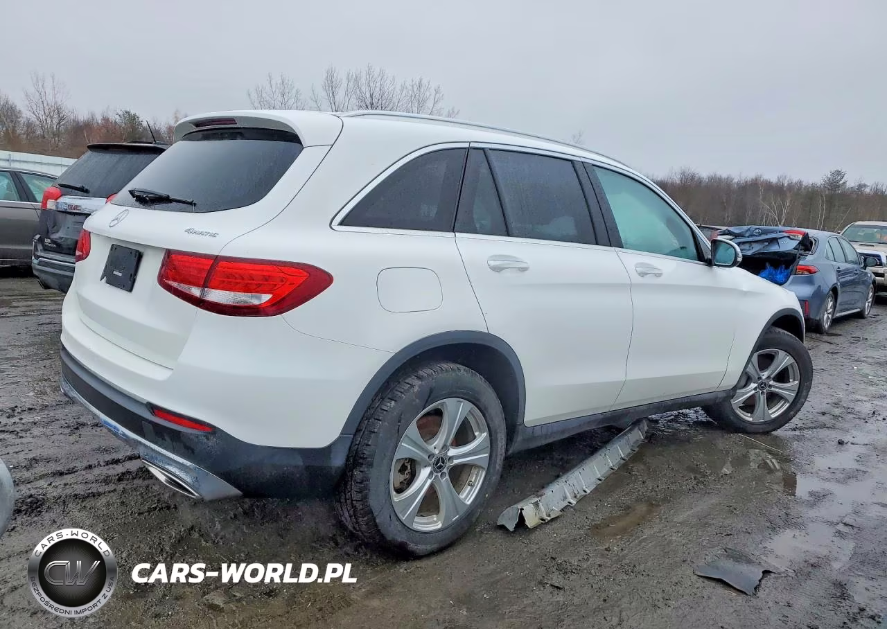 2018 Mercedes-Benz Glc 300 4Matic VIN:WDC0G4KB7JV043721 - 3