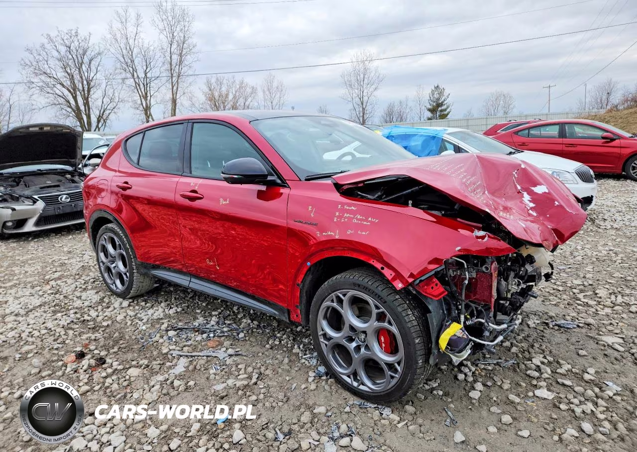 2024 Alfa Romeo Tonale Veloce VIN:ZASPATDW4R3039878 - 4