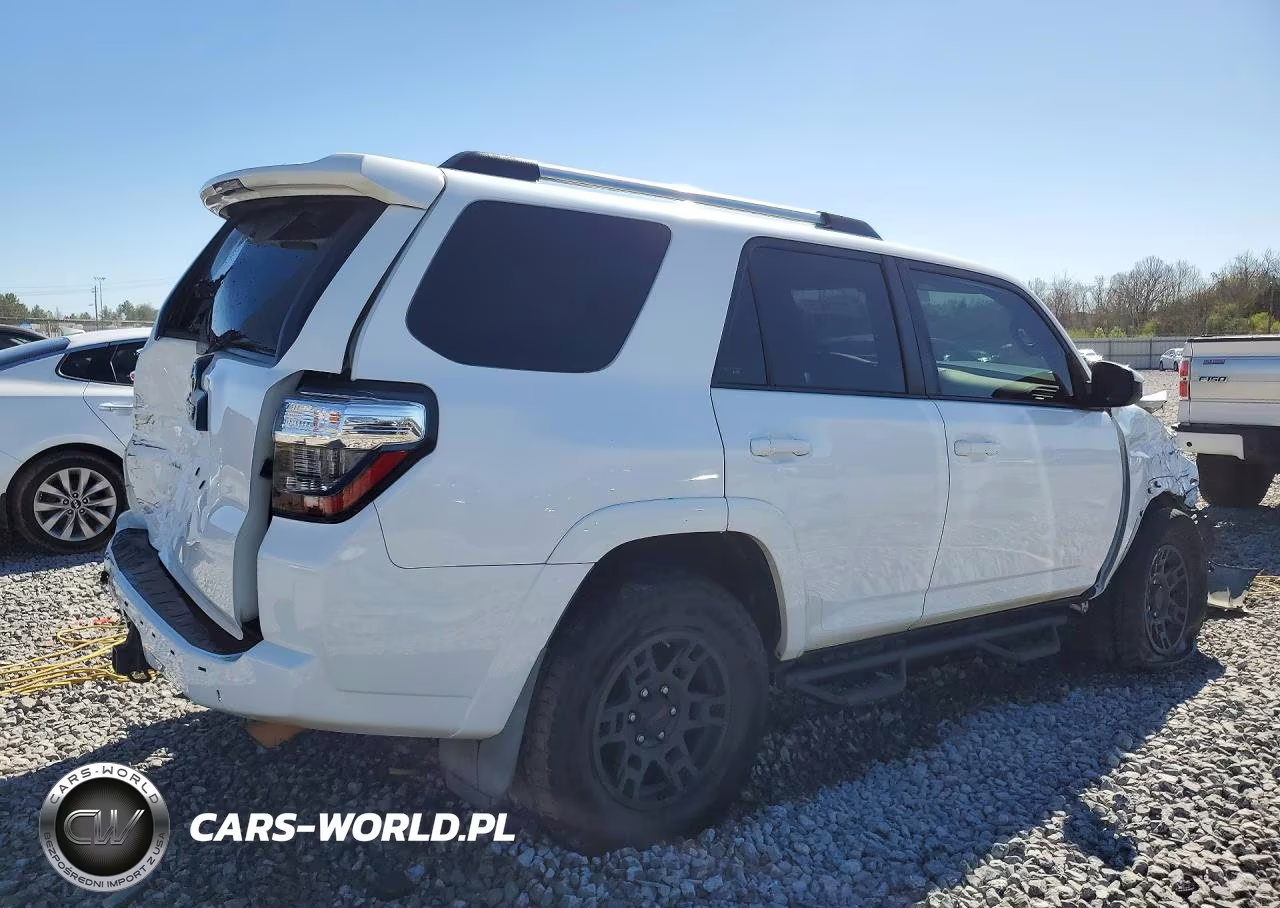 2016 Toyota 4Runner Trail VIN:JTEBU5JR0G5335341 - 3