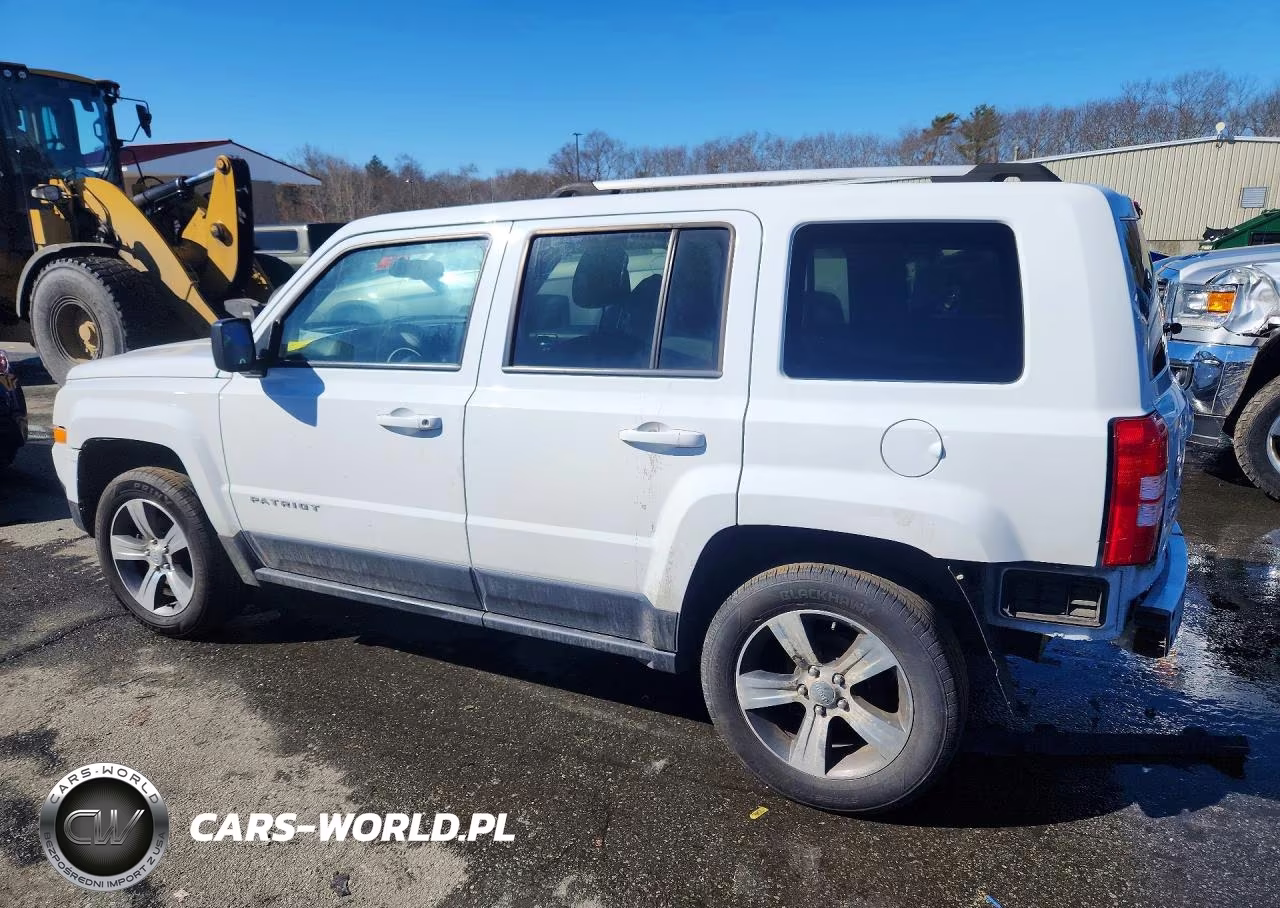 2016 Jeep Patriot Latitude VIN:1C4NJRFB4GD658973 - 2