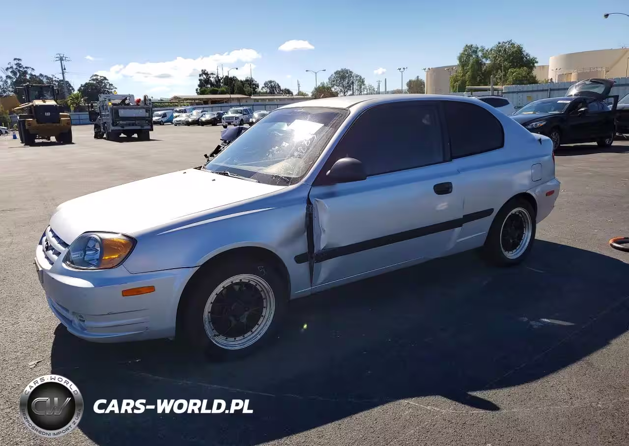 2003 Hyundai Accent Base