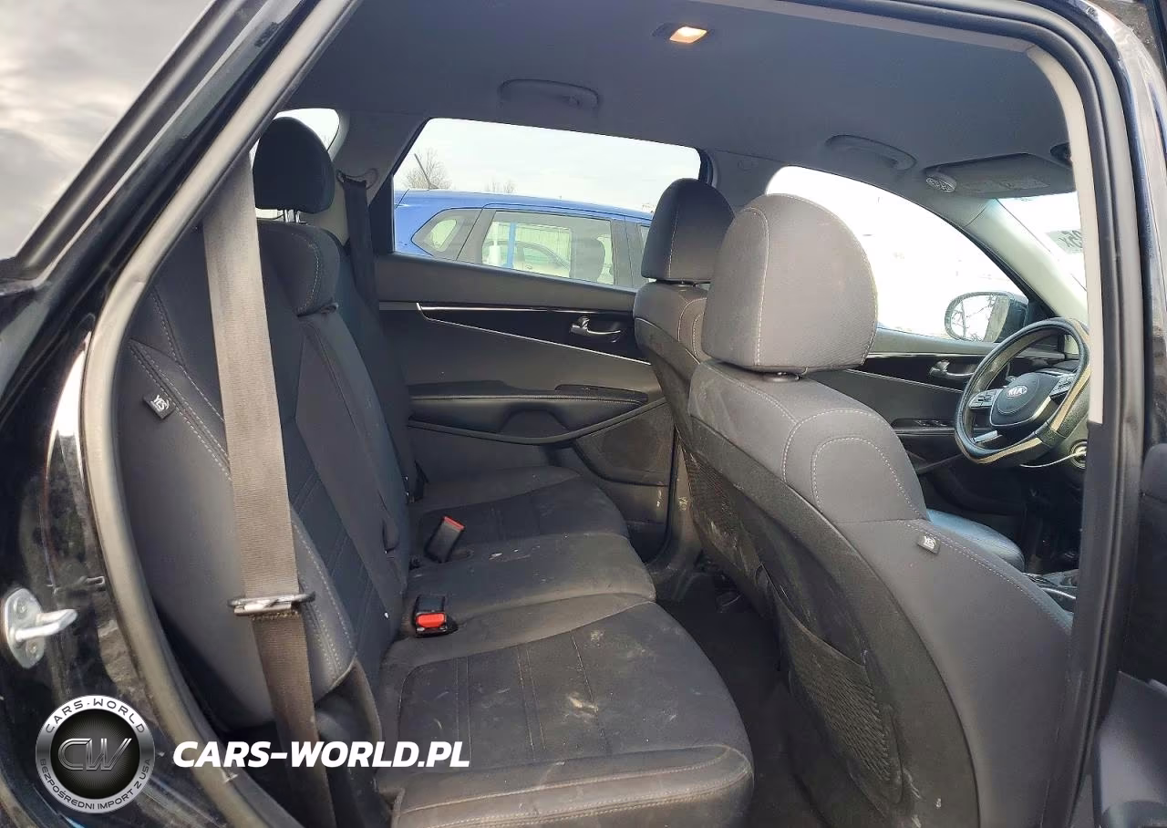 2019 Kia Sorento Lx VIN:5XYPGDA37KG474597 - 11