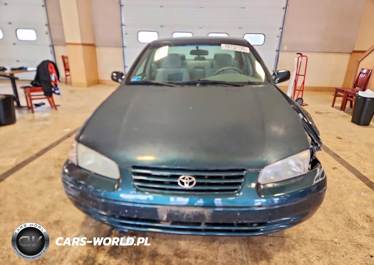 1997 Toyota Camry Le VIN:JT2BG22K7V0013696 - 5