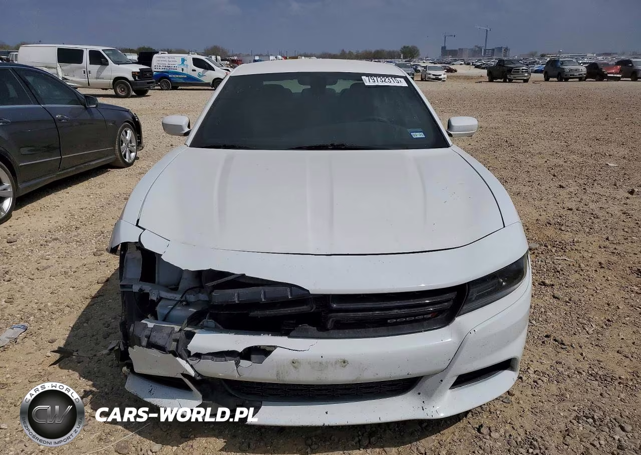 2018 Dodge Charger Sxt VIN:2C3CDXBG8JH174033 - 5