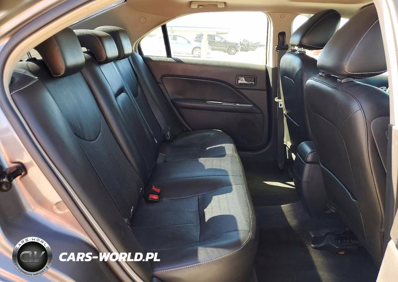 2010 Merc Milan Premier VIN:3MEHM0JG3AR633689 - 10