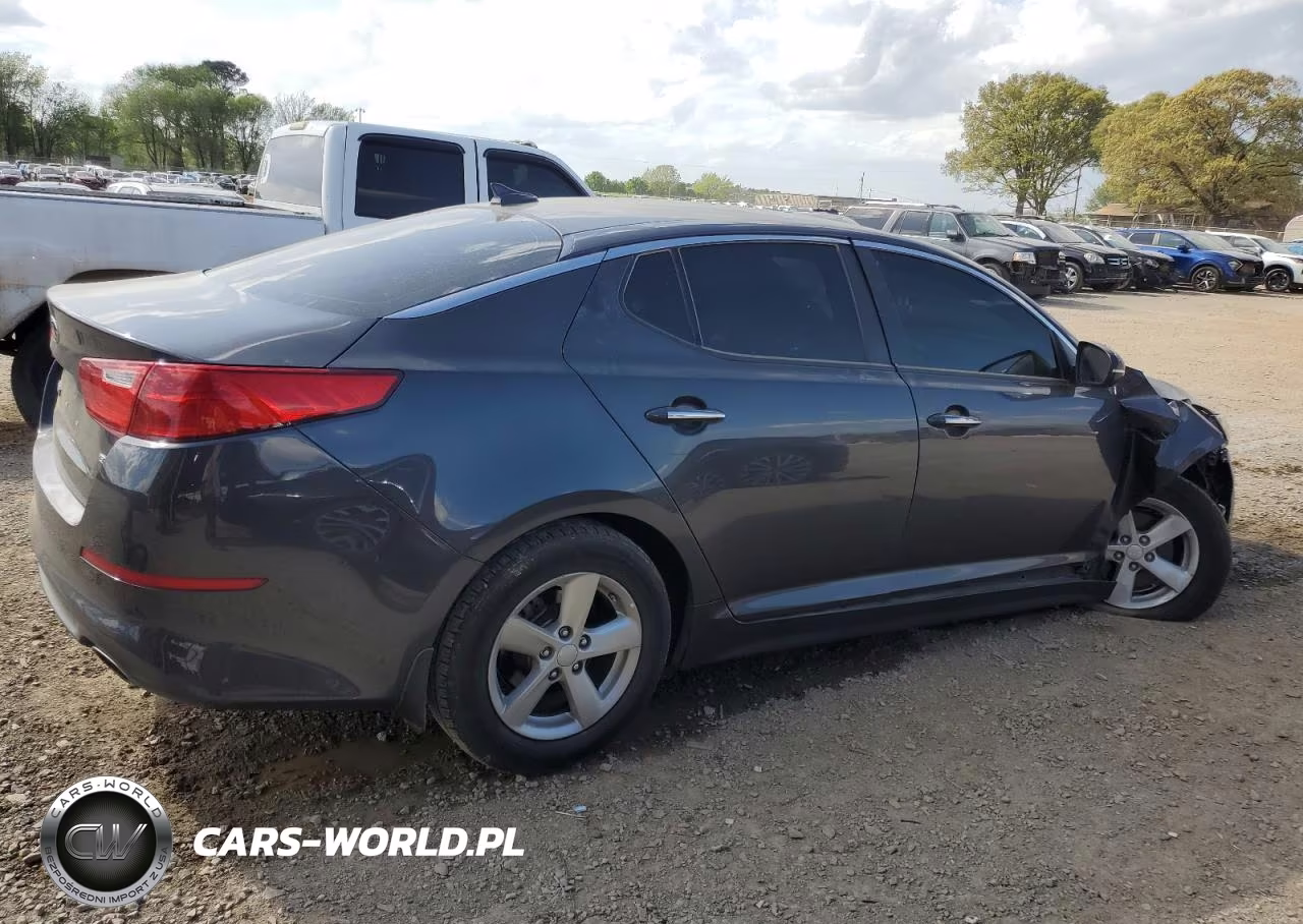 2015 Kia Optima Lx VIN:5XXGM4A71FG482376 - 3