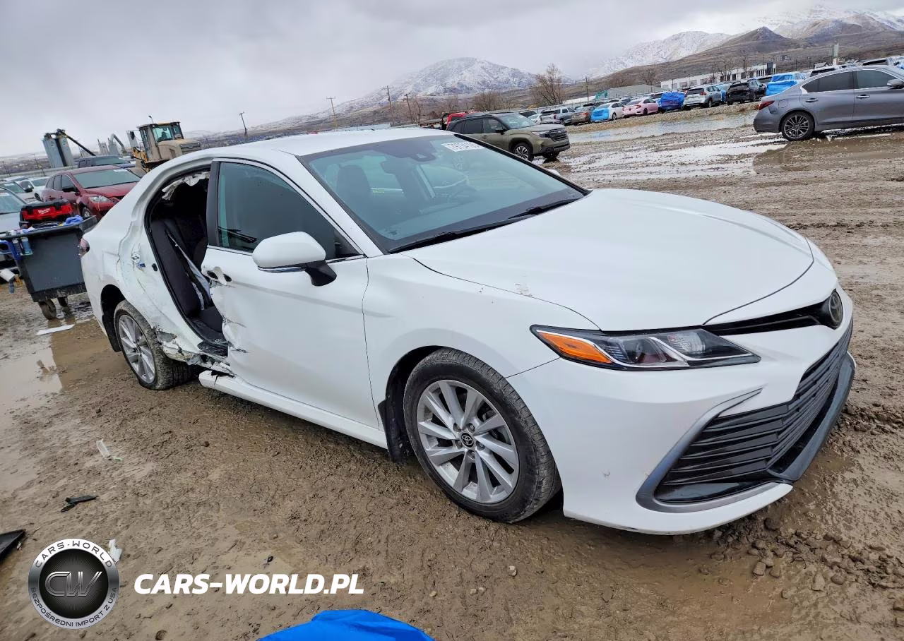 2022 Toyota Camry Le VIN:4T1C11BK1NU056832 - 4