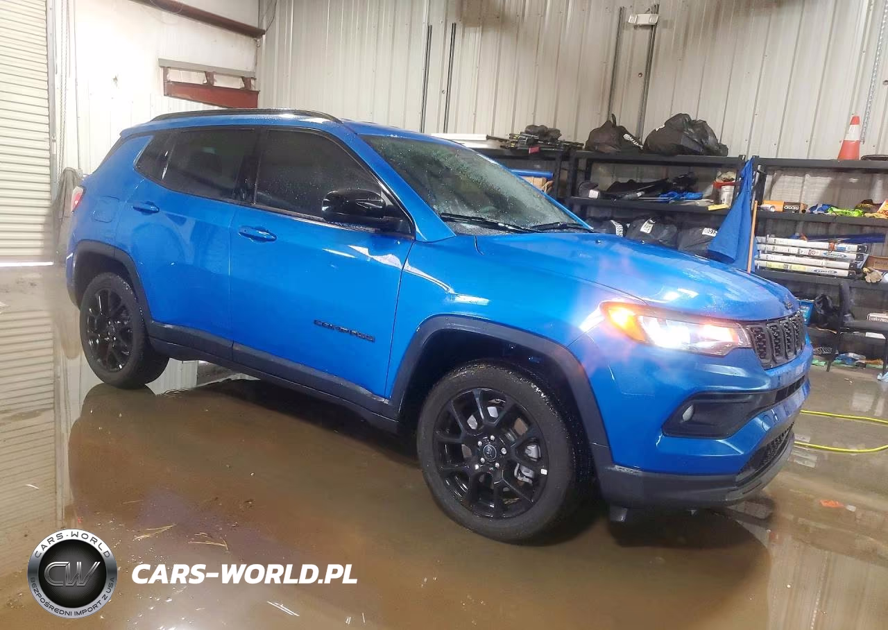 2026 Jeep Compass Latitude VIN:3C4NJDBNXTT159747 - 4