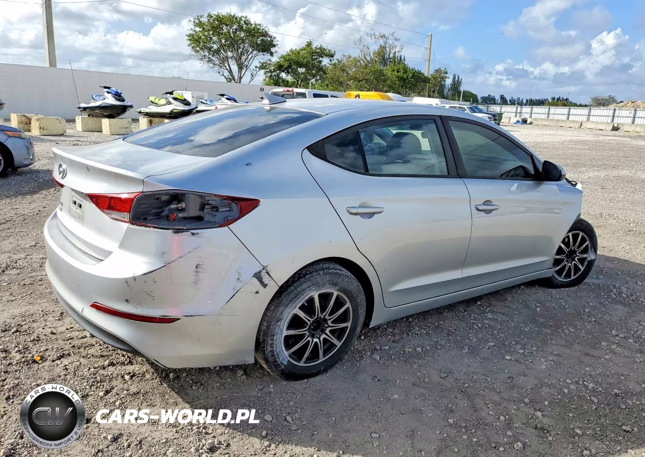 2017 Hyundai Elantra Se VIN:5NPD74LF7HH077449 - 3