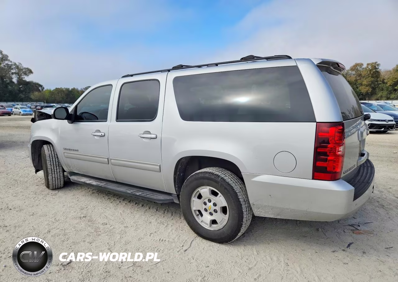 2011 Chevrolet Suburban C1500 Ls VIN:1GNSCHE07BR120844 - 2