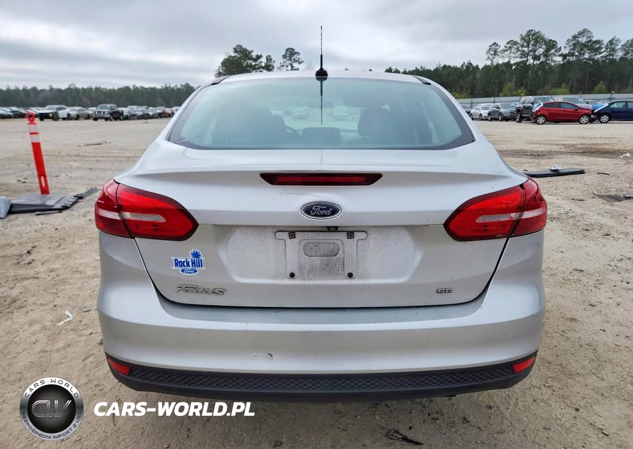 2017 Ford Focus S VIN:1FADP3F24HL285504 - 6