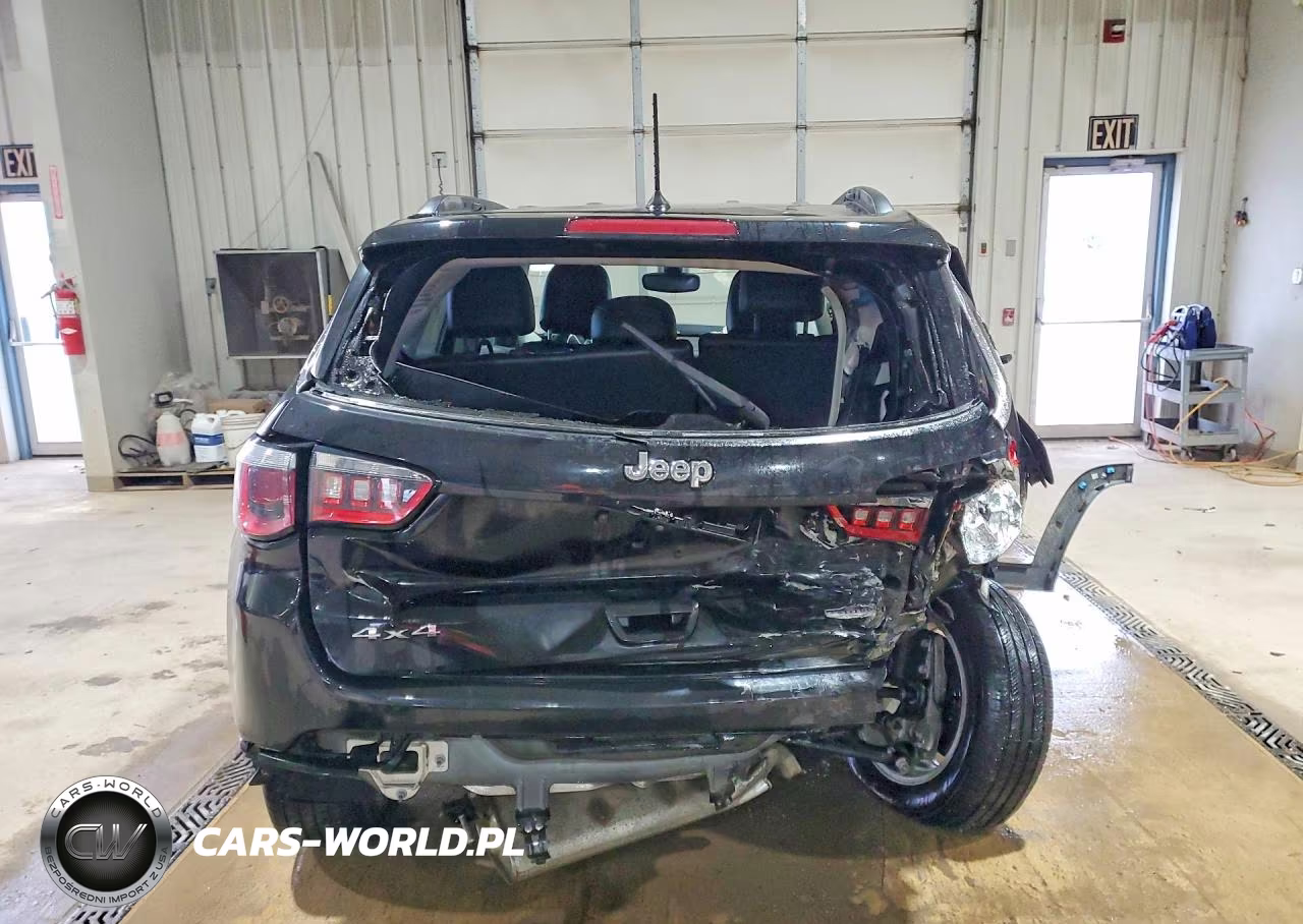 2018 Jeep Compass Latitude VIN:3C4NJDBBXJT270656 - 6