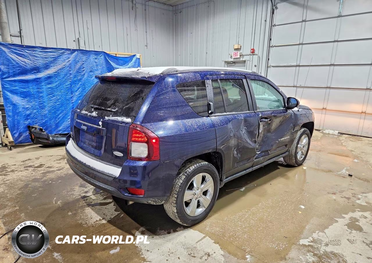 2016 Jeep Compass Latitude VIN:1C4NJDEB9GD662912 - 3