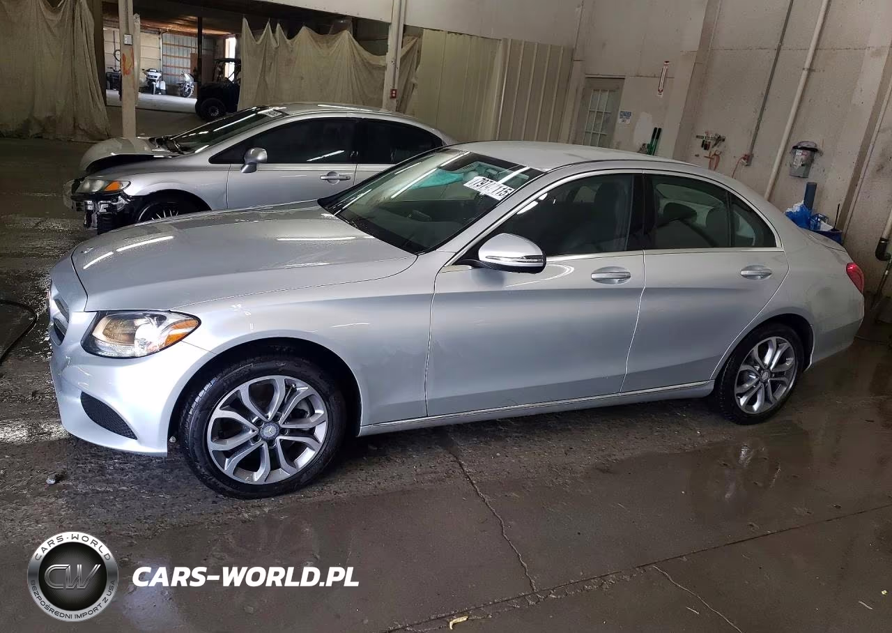 2016 Mercedes-Benz C 300 4Matic