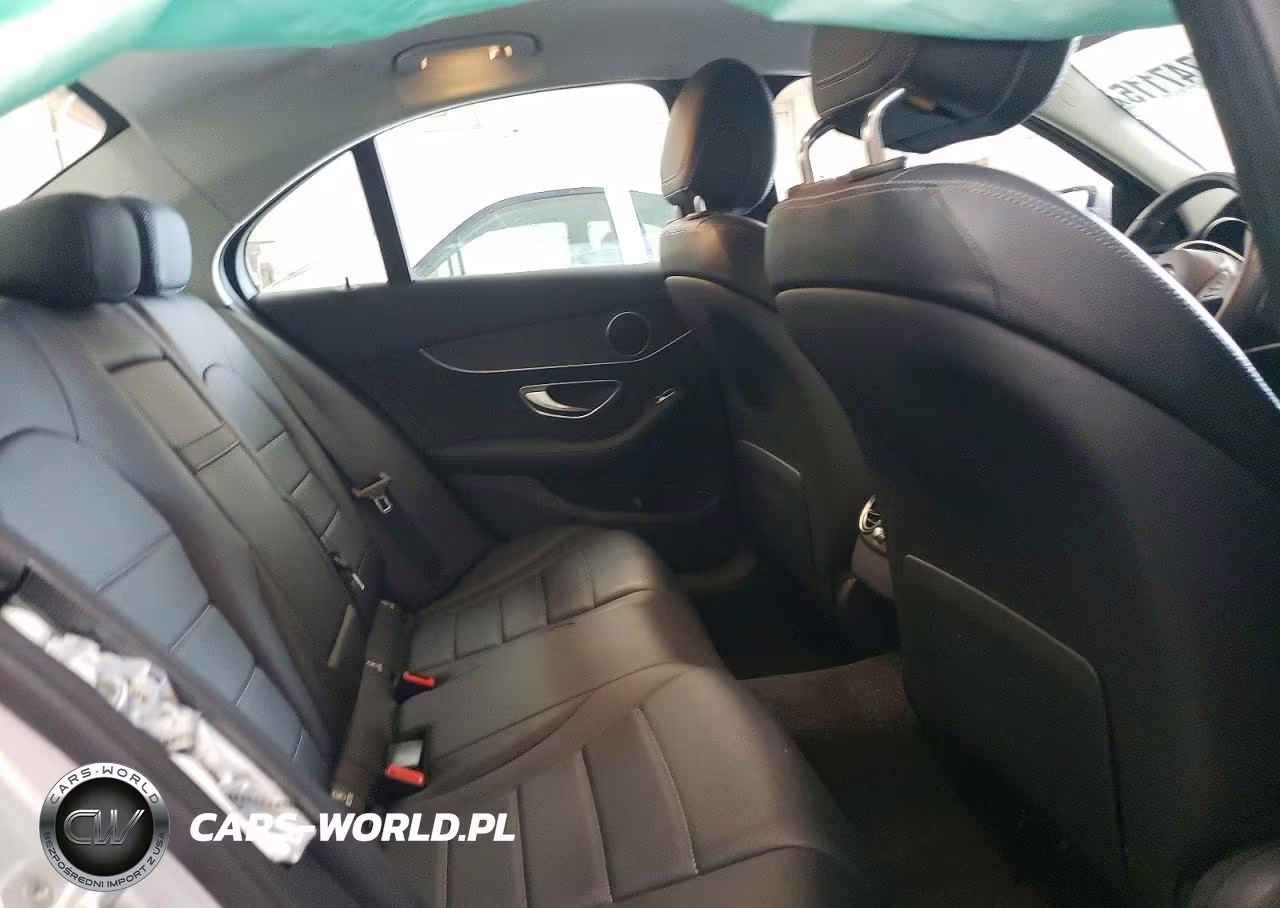 2016 Mercedes-Benz C 300 4Matic VIN:55SWF4KB0GU155561 - 10