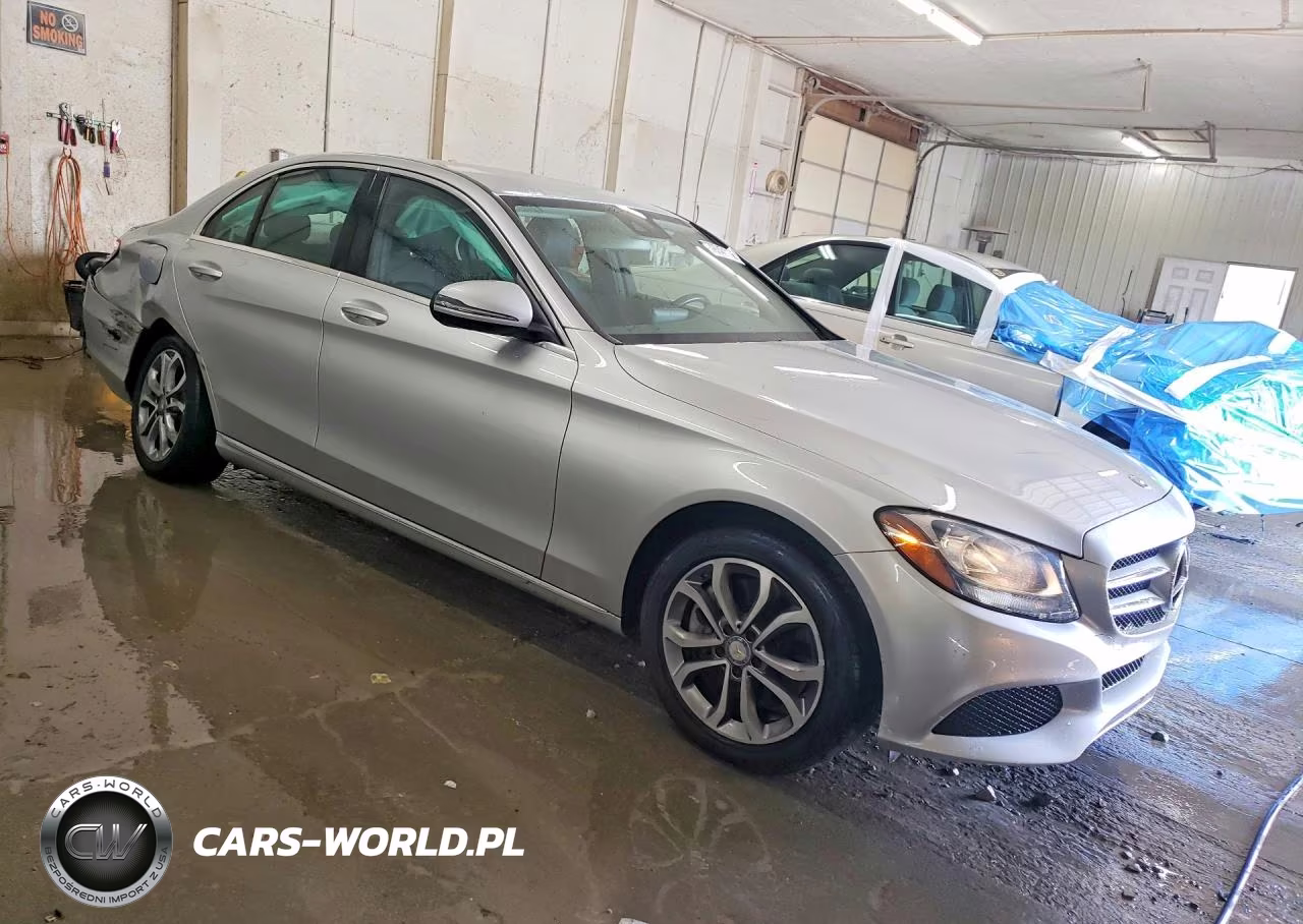 2016 Mercedes-Benz C 300 4Matic VIN:55SWF4KB0GU155561 - 4