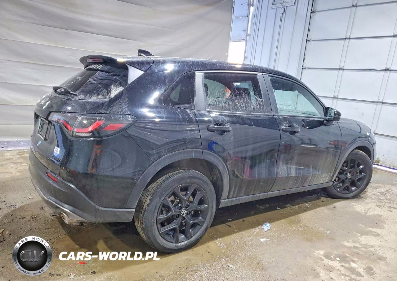 2025 Honda Hr-V Sport VIN:3CZRZ2H53SM715910 - 3