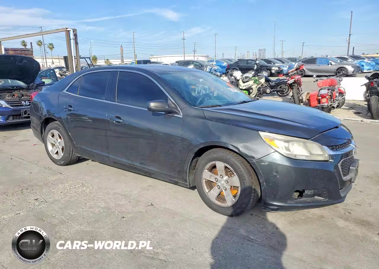 2014 Chevrolet Malibu Ls VIN:1G11B5SL6EF140327 - 4