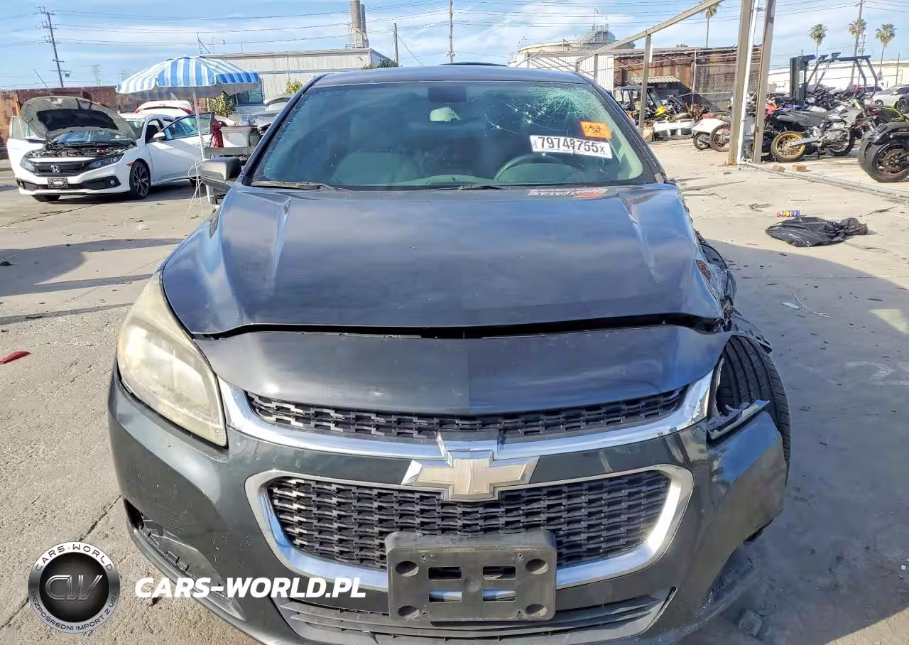 2014 Chevrolet Malibu Ls VIN:1G11B5SL6EF140327 - 5