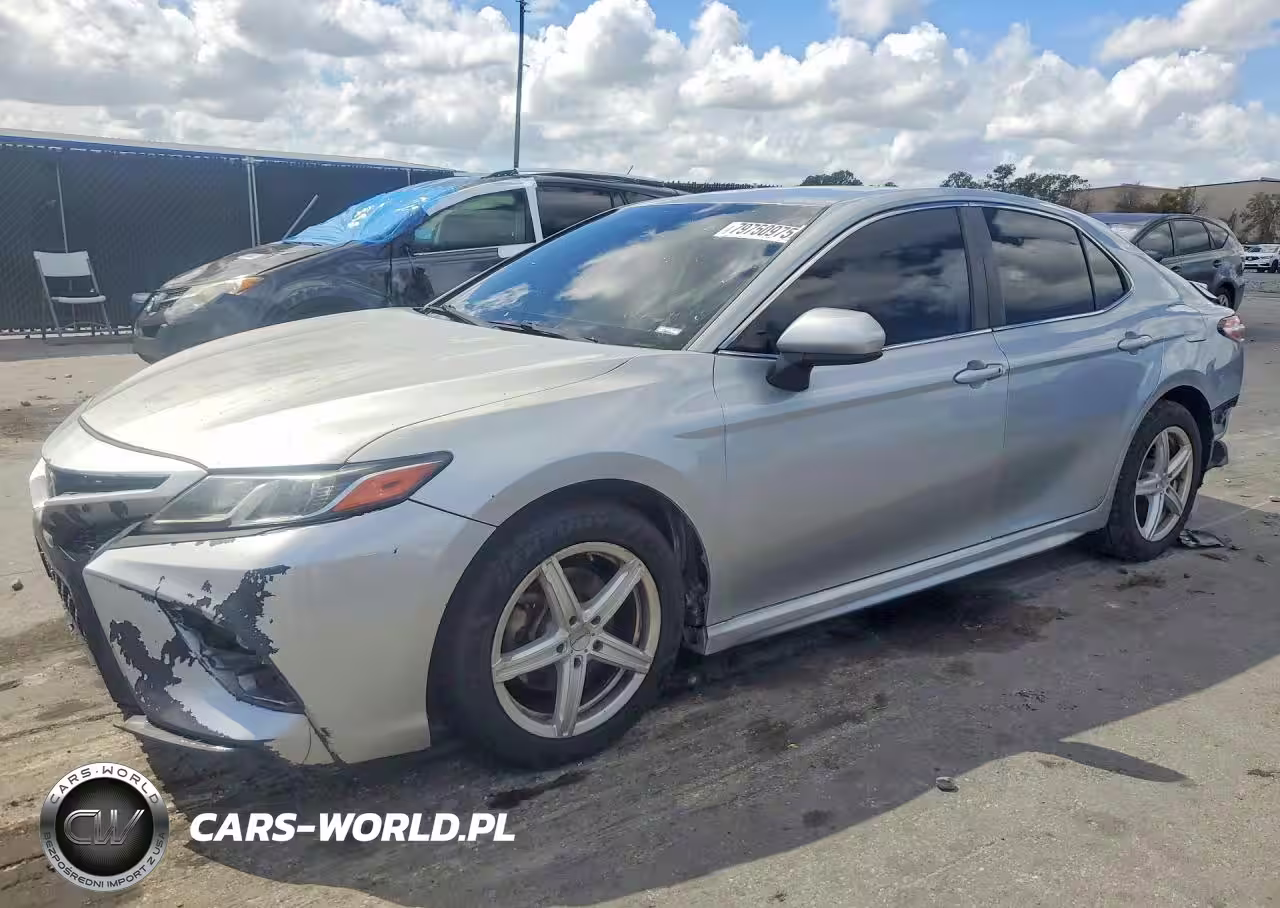 2020 Toyota Camry Se