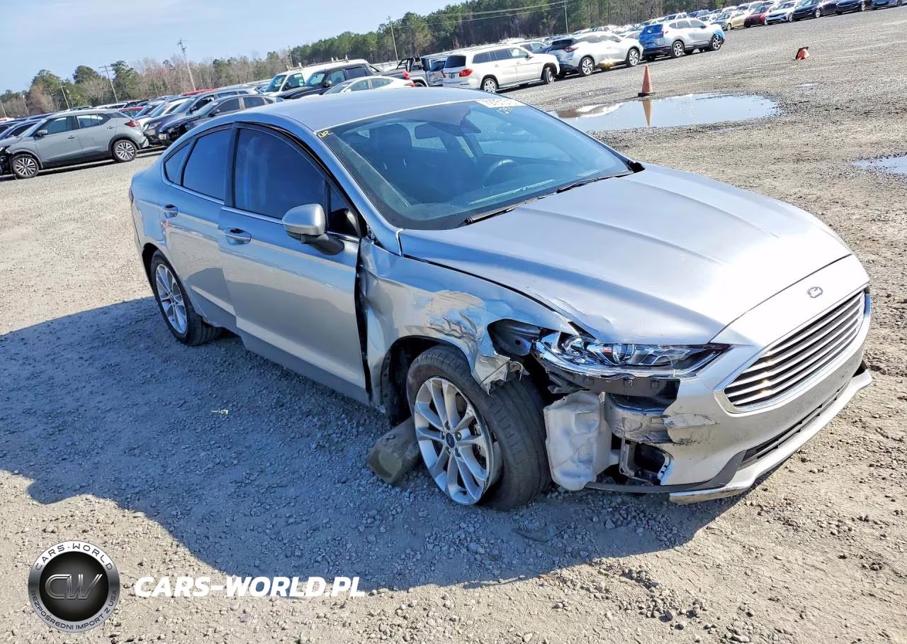 2020 Ford Fusion Se VIN:3FA6P0HD3LR102979 - 4