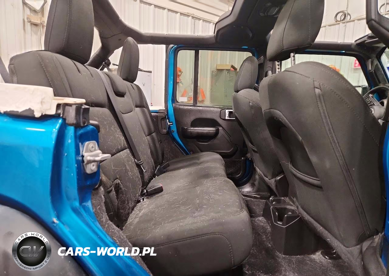 2020 Jeep Wrangler Unlimited Sport VIN:1C4HJXDN6LW223398 - 10